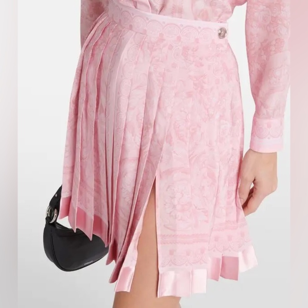 NWT Versace Barocco Pleated Satin slit Mini Skirt 100% Silk $1550 Sz 40 sold out